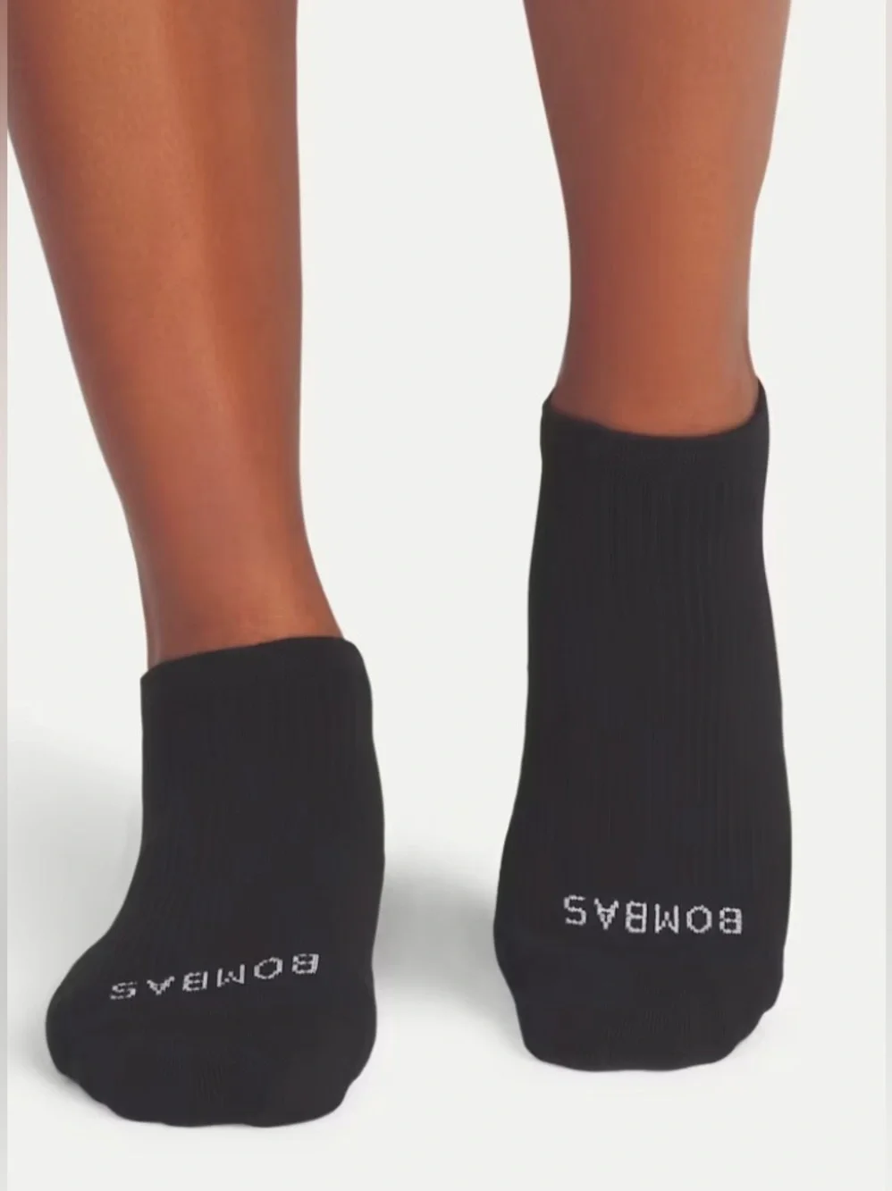 Bombas Black Modern Rib Ankle Socks Comfort Cushion NIP Medium